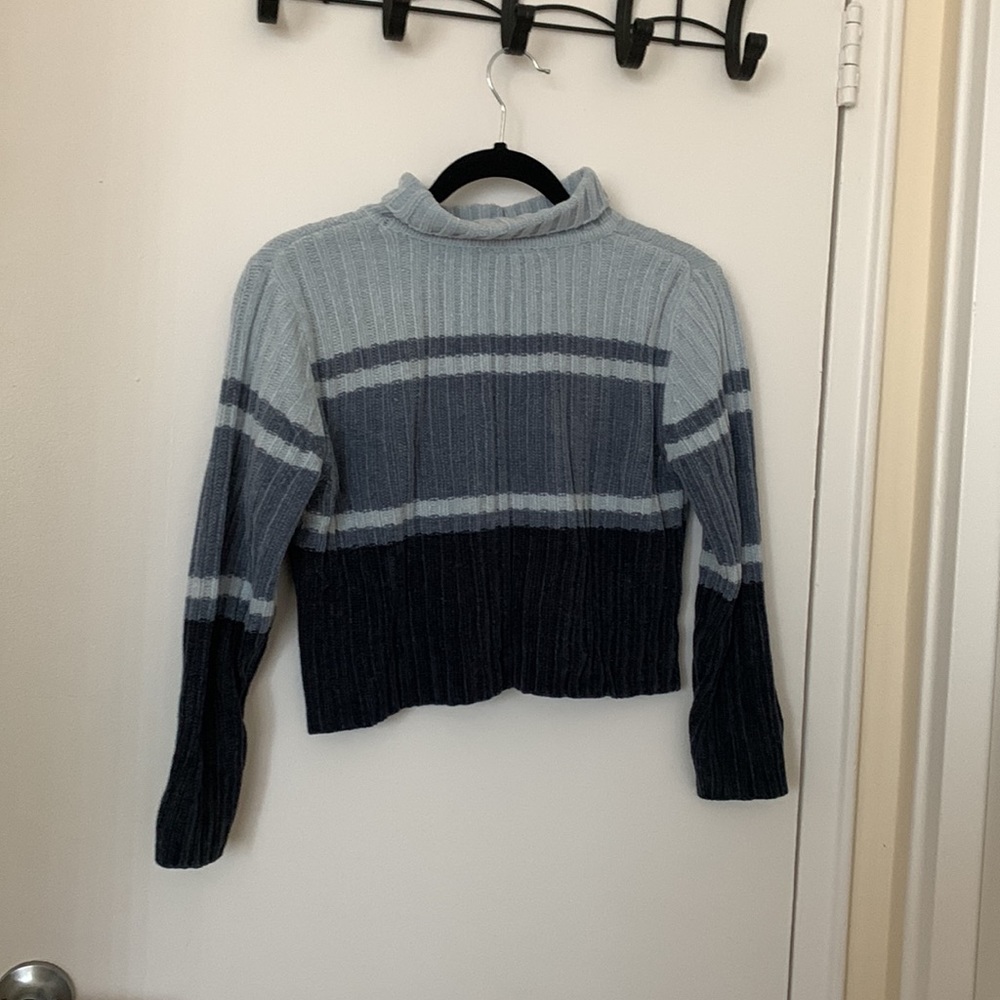 Vintage Soft Blue Turtleneck Sweater - Picture 3 of 4